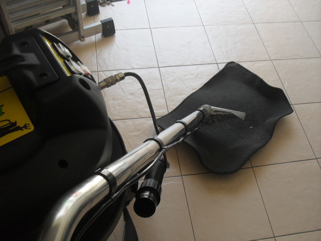 carpet cleaning machine